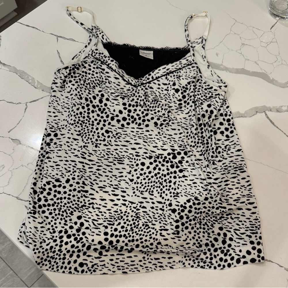 Soma Intimates Black and White Lace Spotted Pajamas Top with built in bra - M